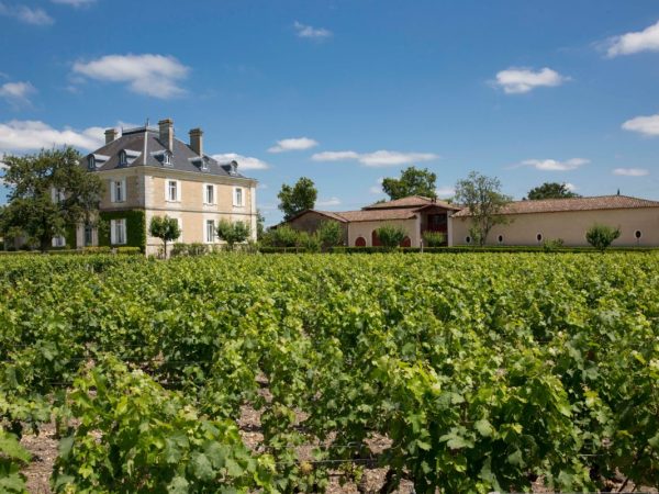 Chateau-Haut-Bailly-exterior-1200x800